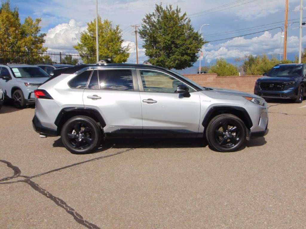 Used 2020 Toyota RAV4 Hybrid XSE SUV