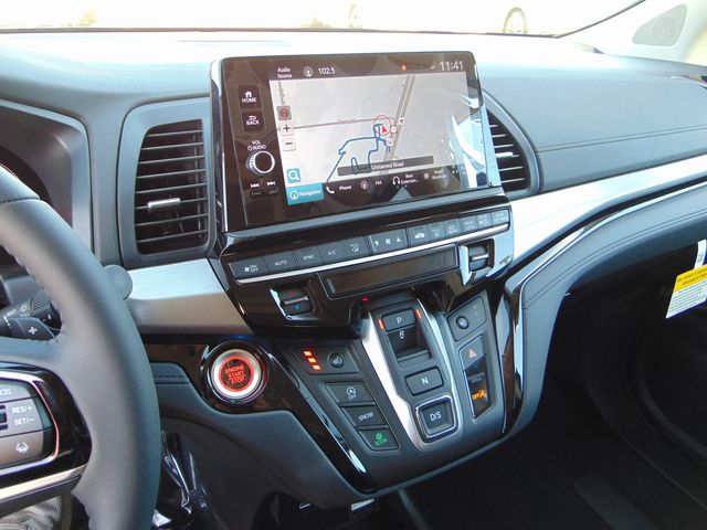 2026 Honda Odyssey Touring - Photo 12