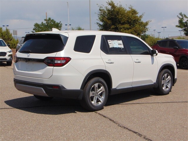 2025 Honda Pilot EX-L photo 4