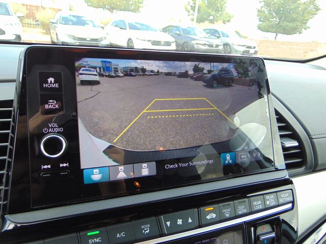 2026 Honda Odyssey Touring - Photo 13