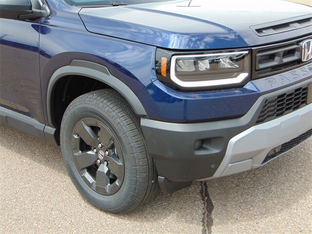 2026 Honda Passport photo 2