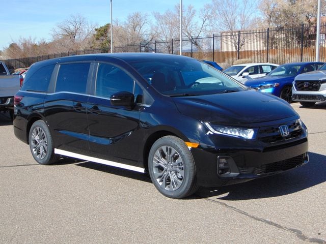2026 Honda Odyssey Touring's photo