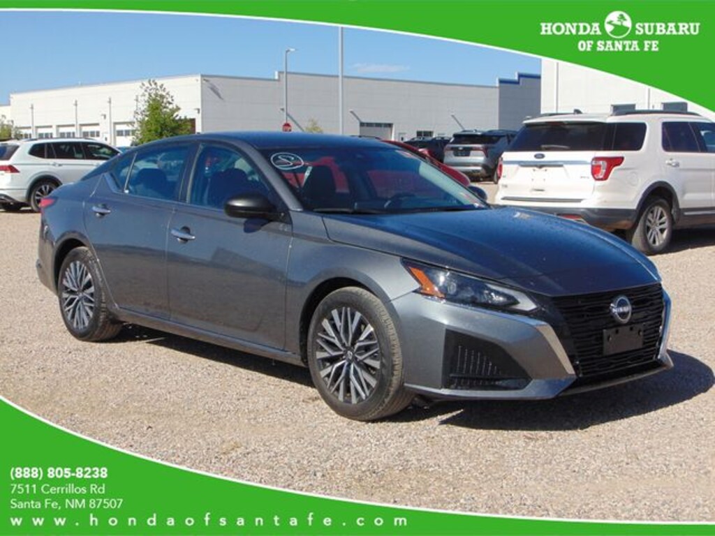 Used 2025 Nissan Altima SV Sedan