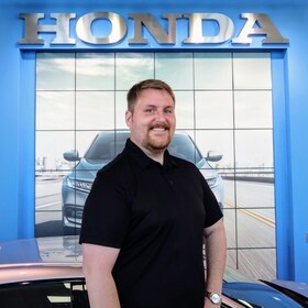 Staff member Mark Bates from f50cb240f752