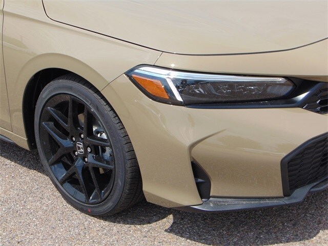 2025 Honda Civic Sport Hatchback photo 2
