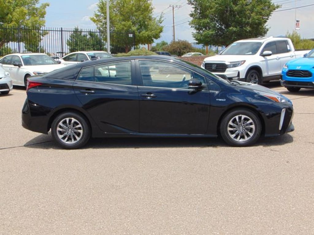 Used 2022 Toyota Prius Limited Hatchback