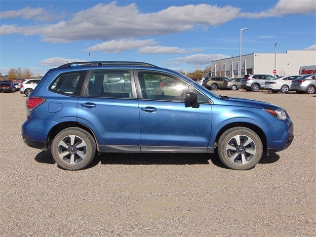 2017 Subaru Forester 2.5i photo 3