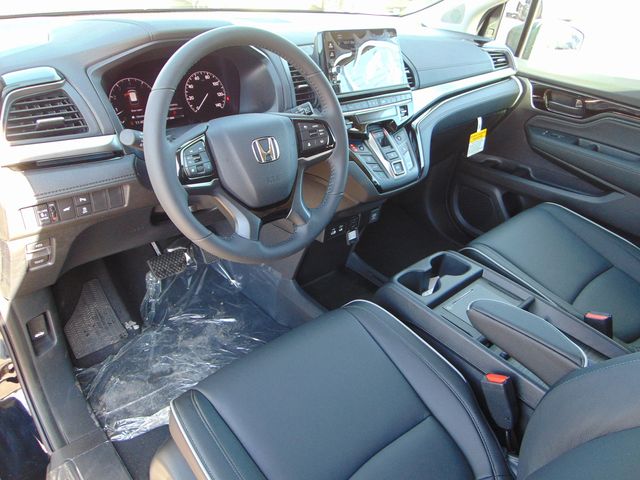 2026 Honda Odyssey Touring - Photo 11
