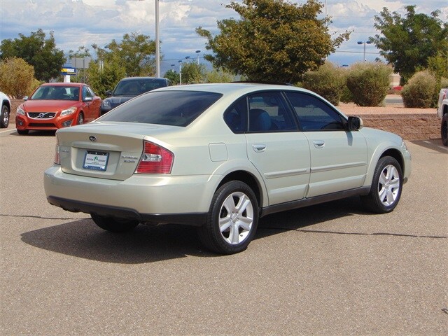 2005 Subaru Outback 3.0 R L.L. Bean Edition photo 4