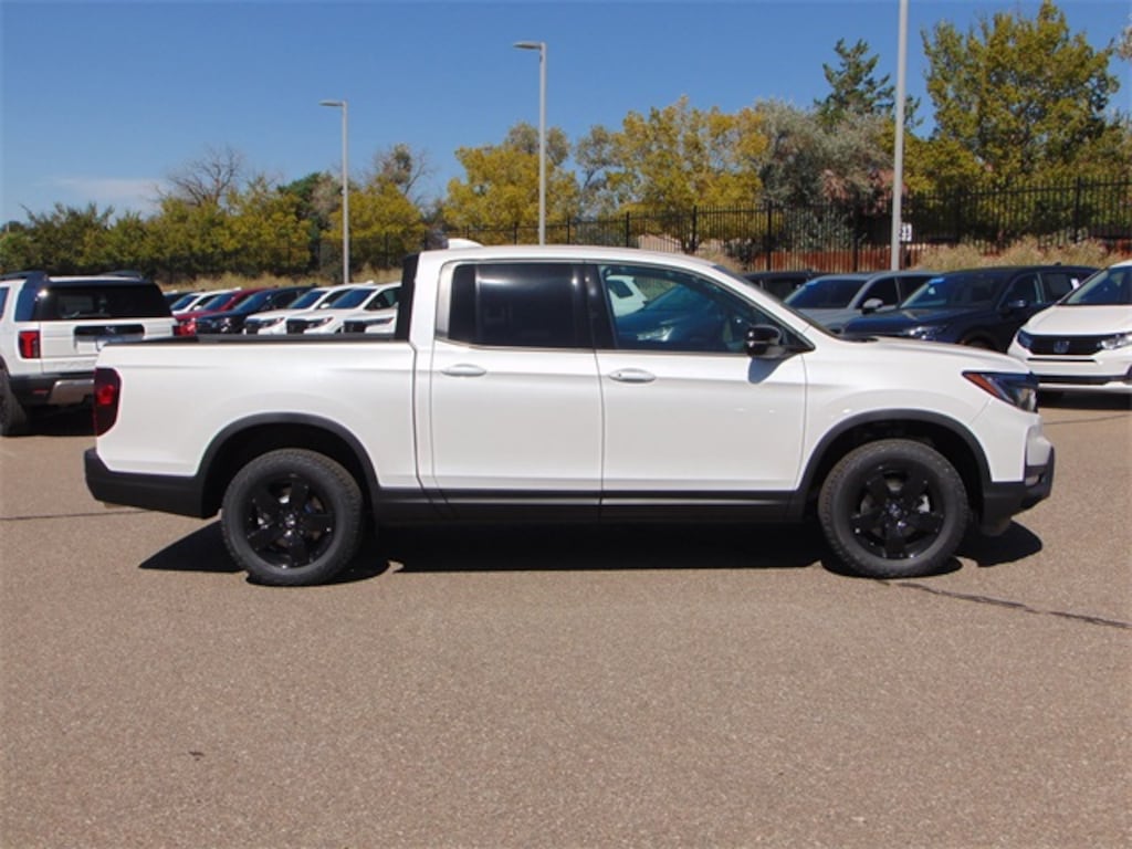 New 2025 Honda Ridgeline Black Edition Truck Crew Cab