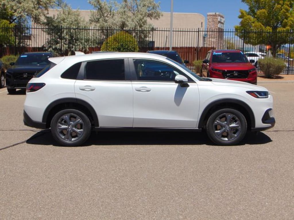 New 2027 Honda HR-V LX SUV