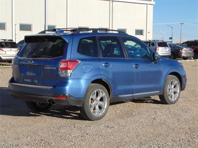 2018 Subaru Forester 2.5i Touring photo 3