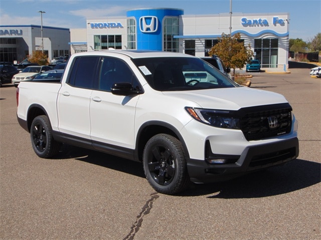 2025 Honda Ridgeline Black Edition's photo