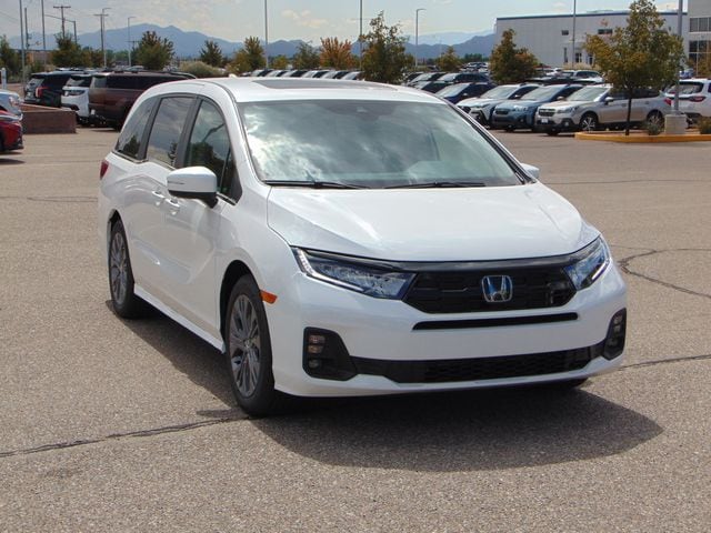 2026 Honda Odyssey Touring - Photo 9