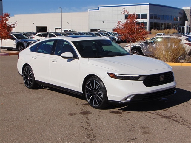 2025 Honda Accord Hybrid Touring's photo