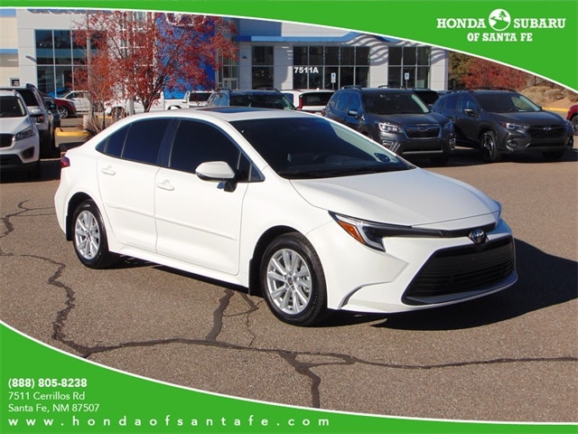 2025 Toyota Corolla XLE's photo