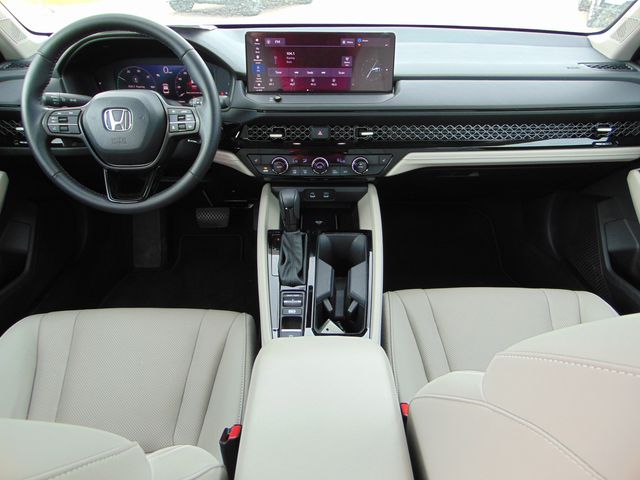 2025 Honda Accord Hybrid EX-L - Photo 22