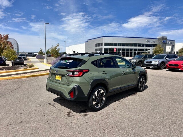 2025 Subaru Crosstrek Limited photo 2