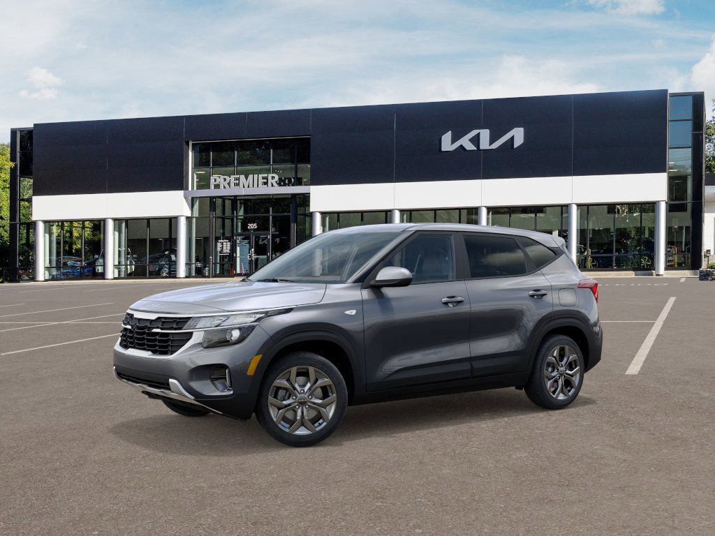 2026 Kia Seltos LX photo 2