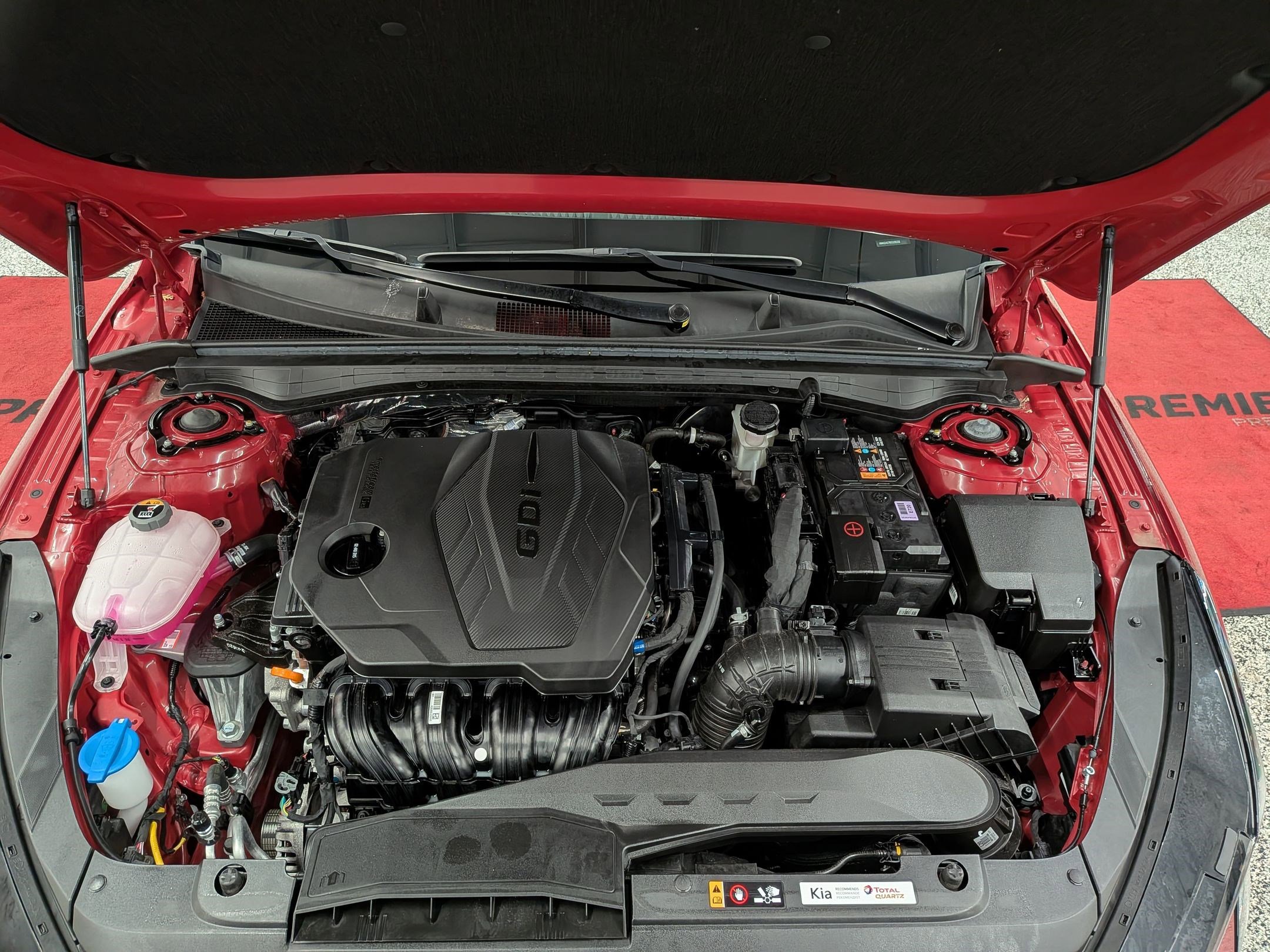 2025 Kia K5 LXS - Photo 33