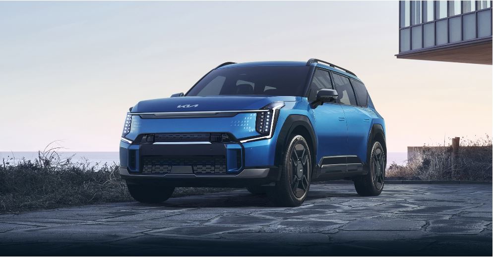 The New 2024 Kia EV9 Luxurious 3Row Electric SUV Premier KIA