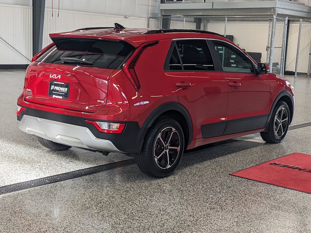 Certified 2024 Kia Niro EX Sport Utility