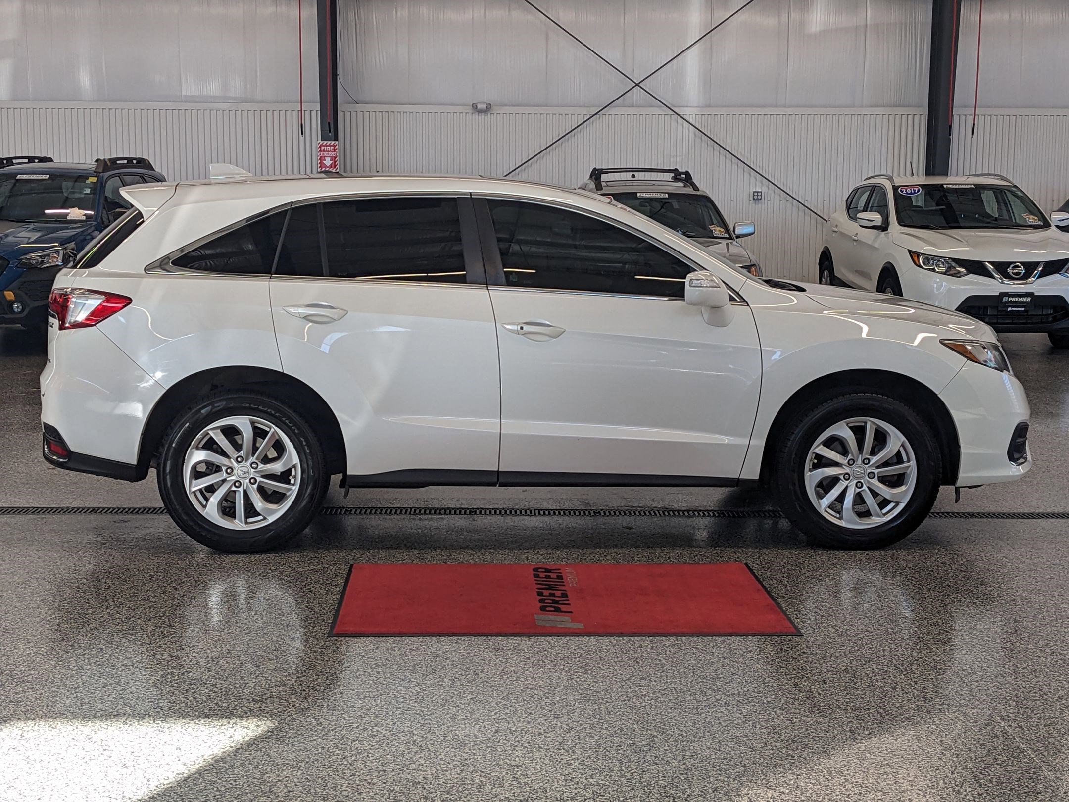 2016 Acura RDX Technology photo 2