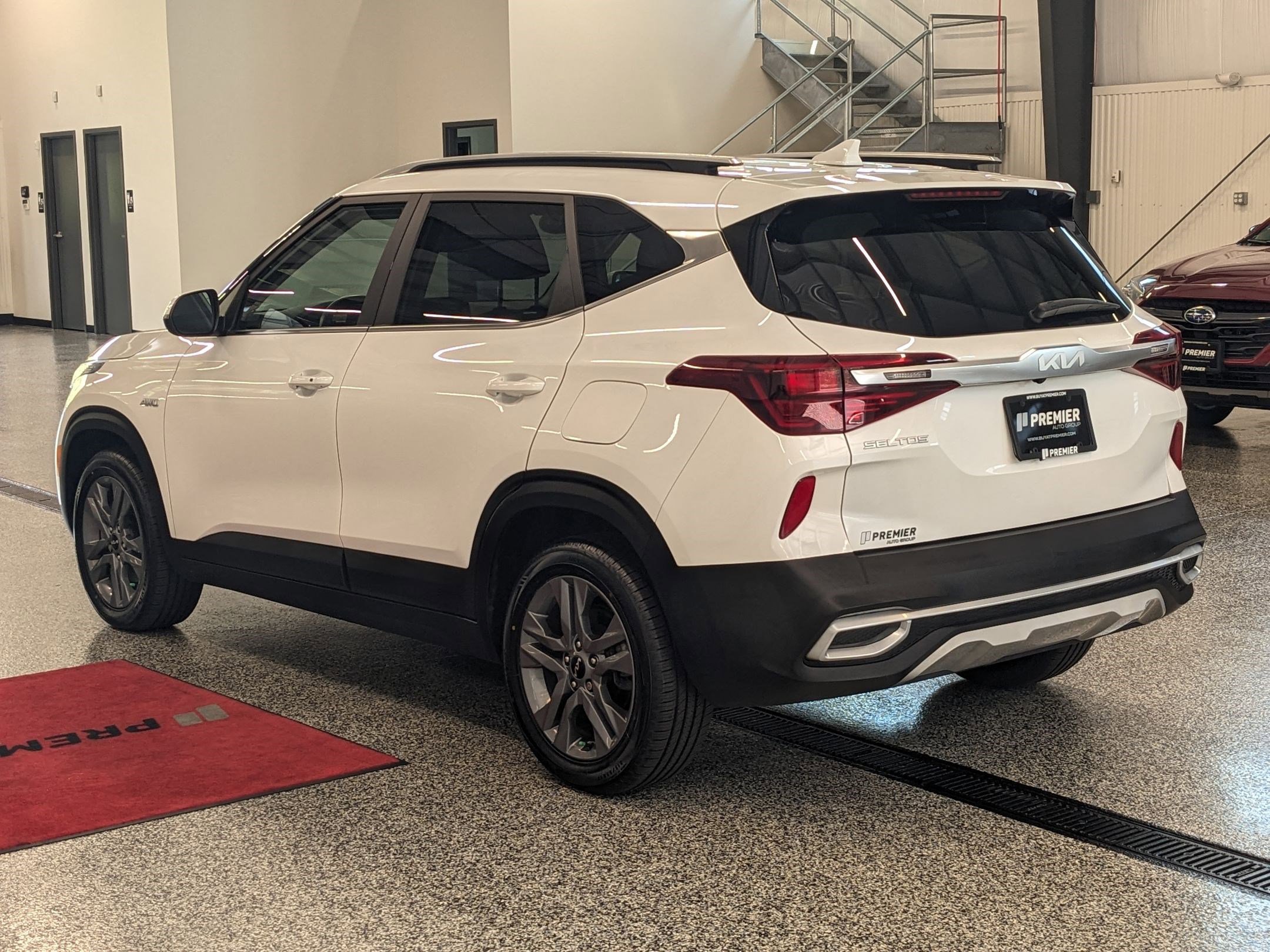 2023 Kia Seltos S photo 3