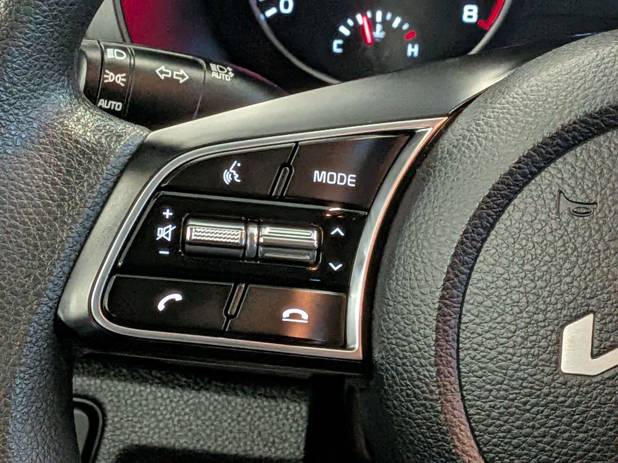 2023 Kia Seltos LX - Photo 21