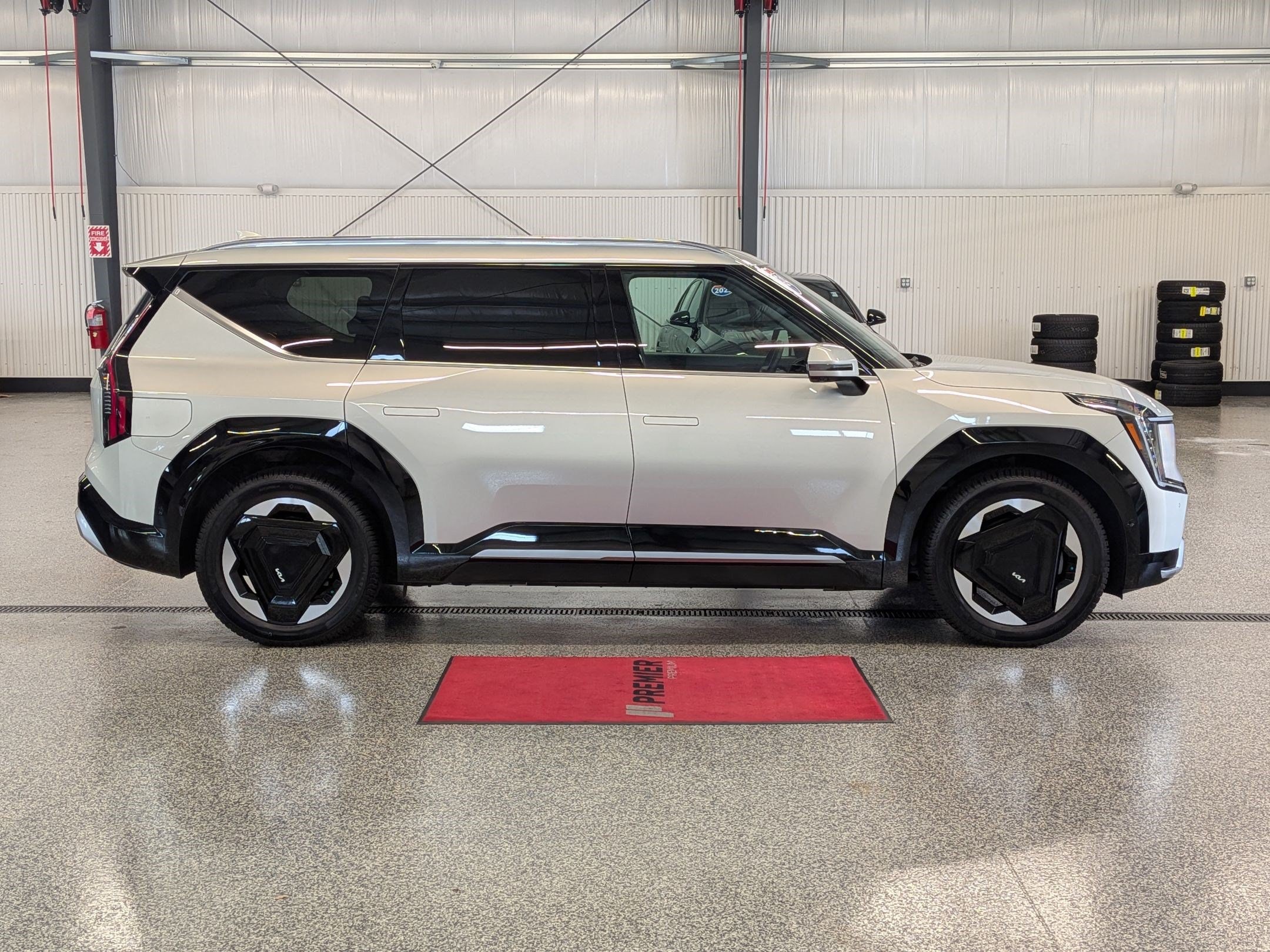 Certified 2024 Kia EV9 Land with VIN KNDADFS57R6028103 for sale in Branford, CT