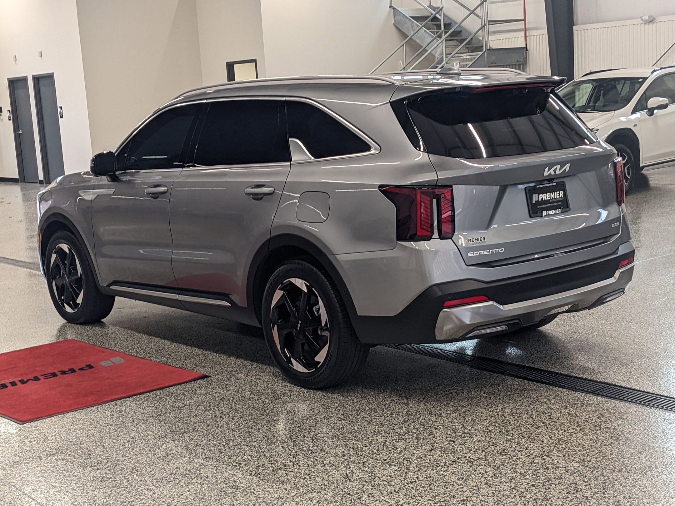 2025 Kia Sorento Plug-In Hybrid SX Prestige photo 3