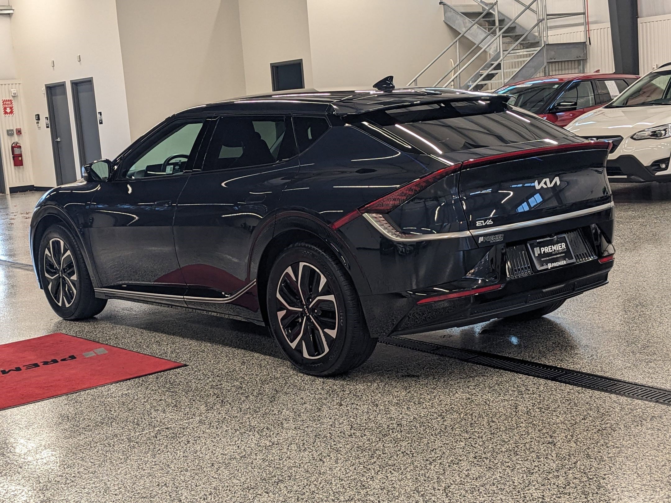 2022 Kia EV6 Wind photo 4