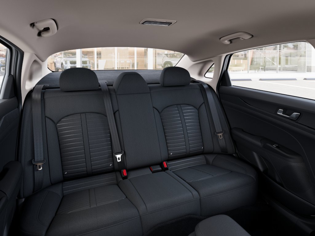 2026 Kia K5 LXS - Photo 17
