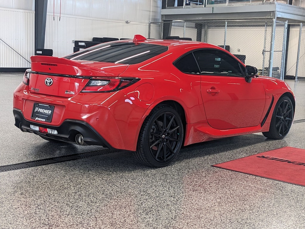 Used 2022 Toyota GR86 Premium 2dr Car