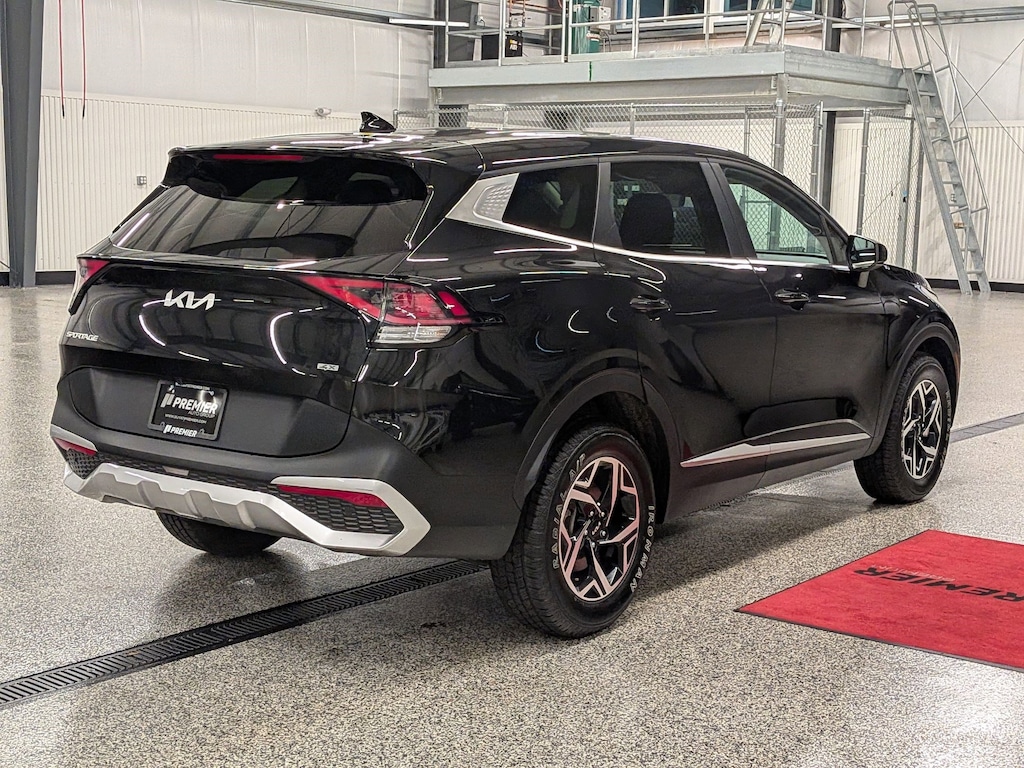Certified 2024 Kia Sportage LX Sport Utility