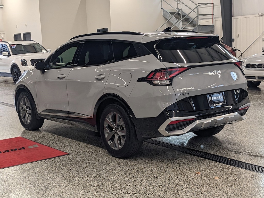 Certified 2024 Kia Sportage SX Sport Utility