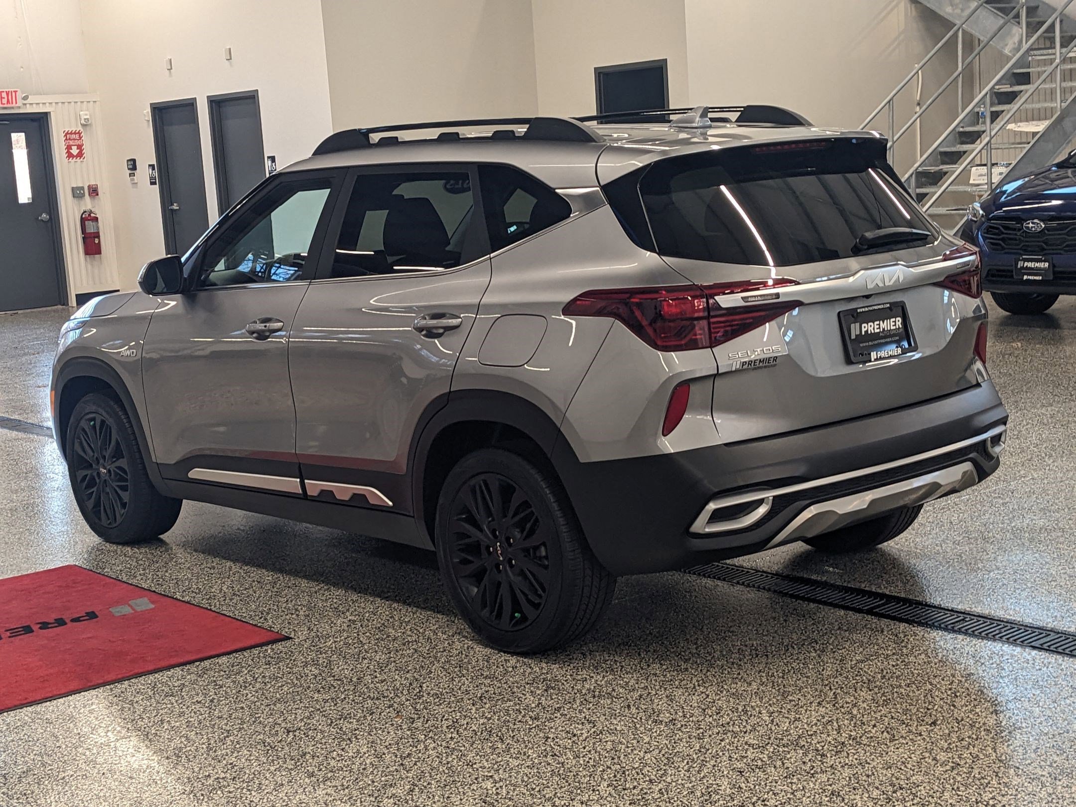 2023 Kia Seltos Nightfall Edition photo 4