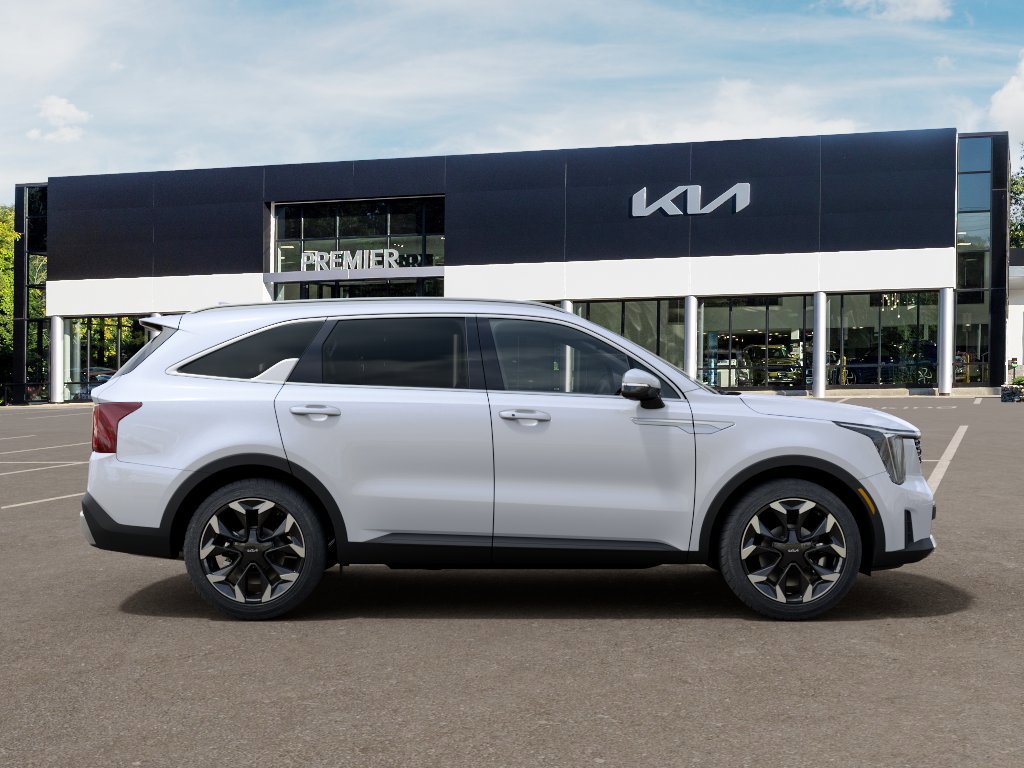 2026 Kia Sorento EX - Photo 8