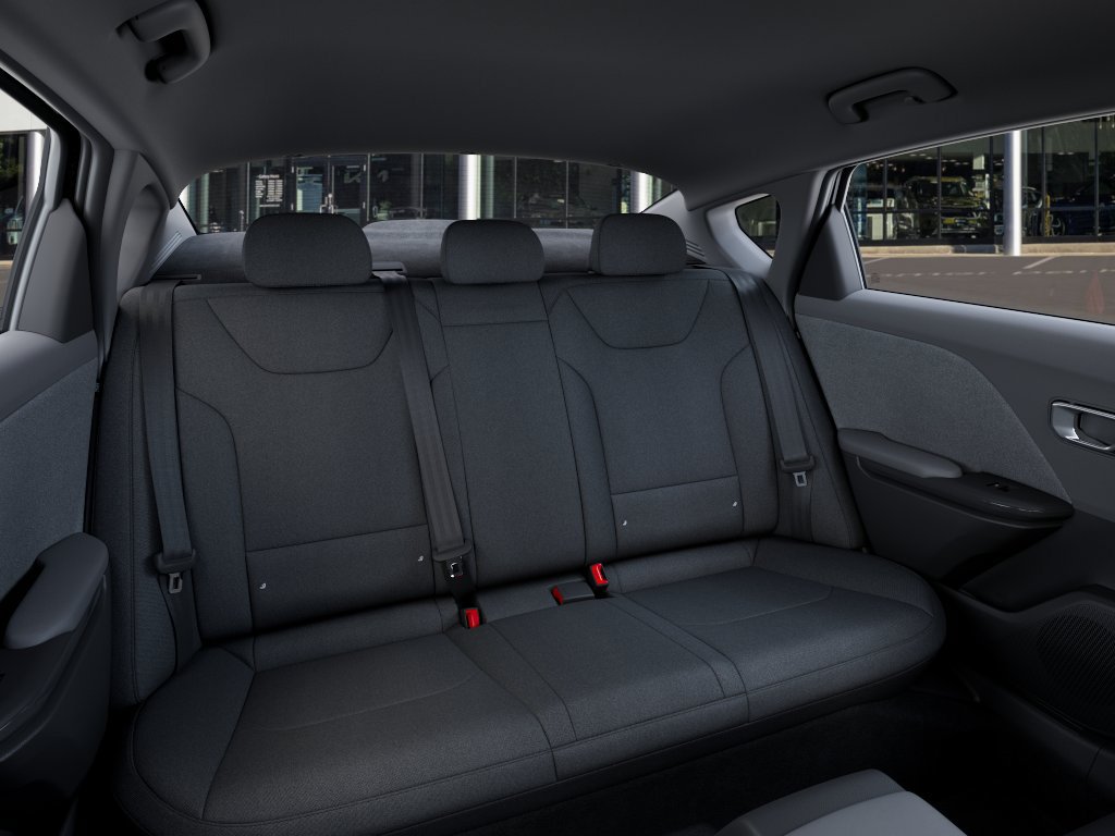 2026 Kia K4 LXS - Photo 17