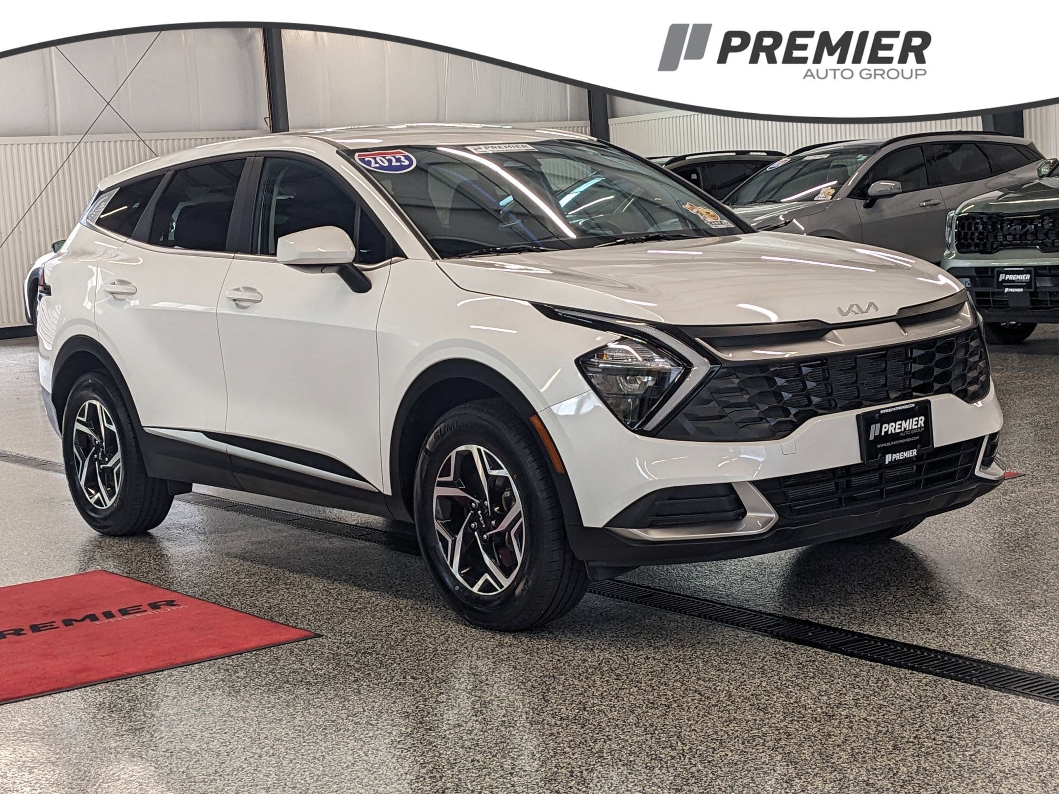 2023 Kia Sportage LX's photo