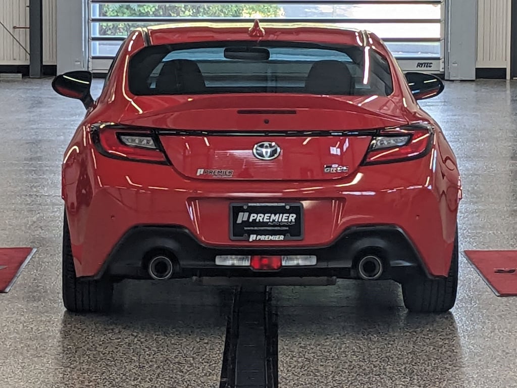 Used 2022 Toyota GR86 Premium 2dr Car