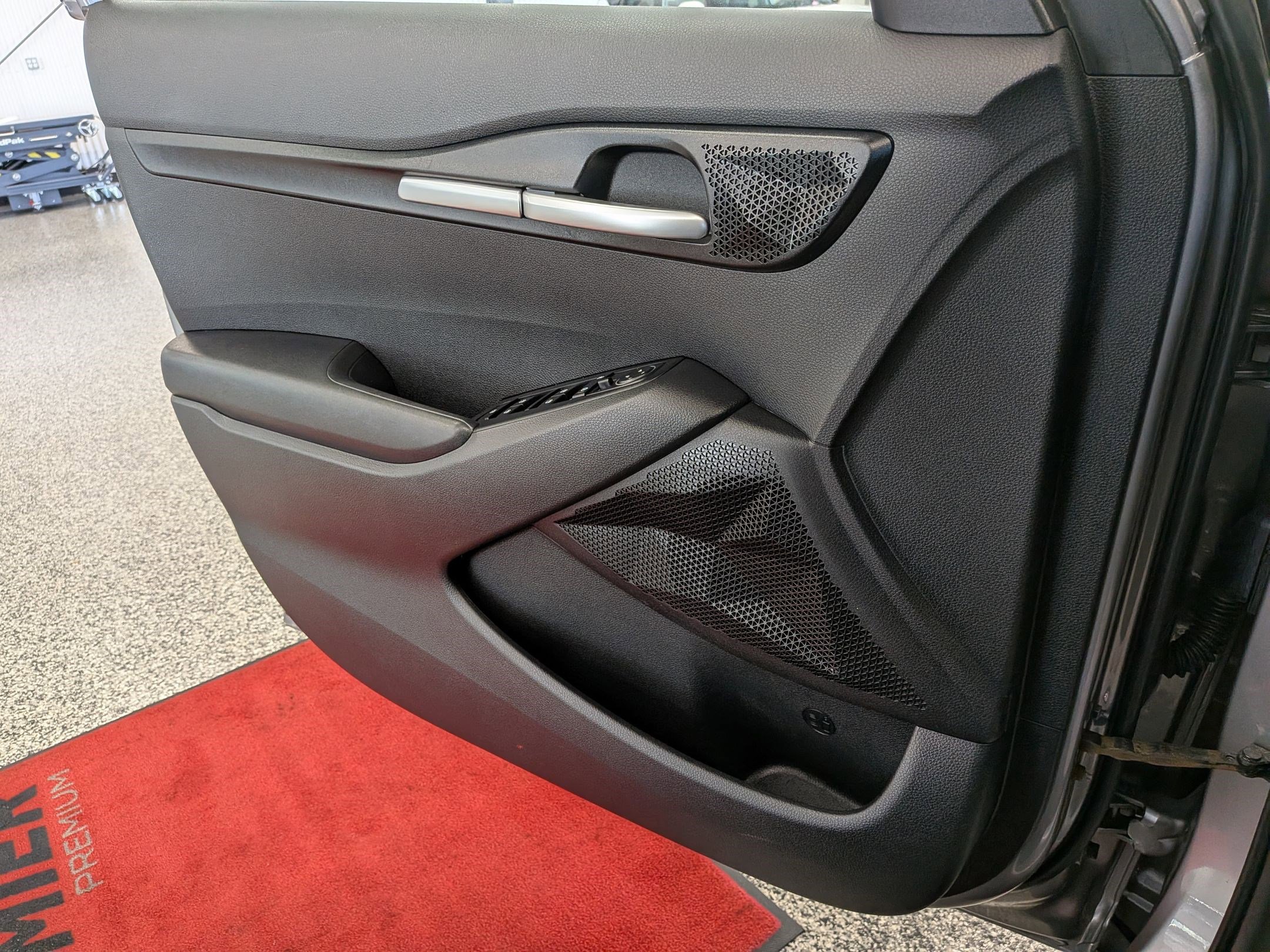 2023 Kia Seltos LX - Photo 22