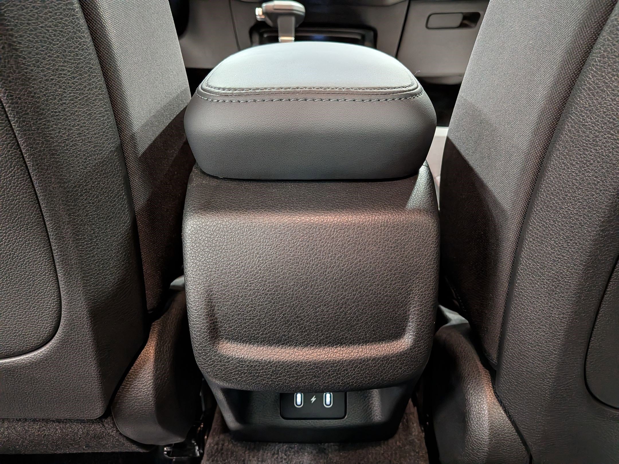 2025 Kia K5 LXS - Photo 12