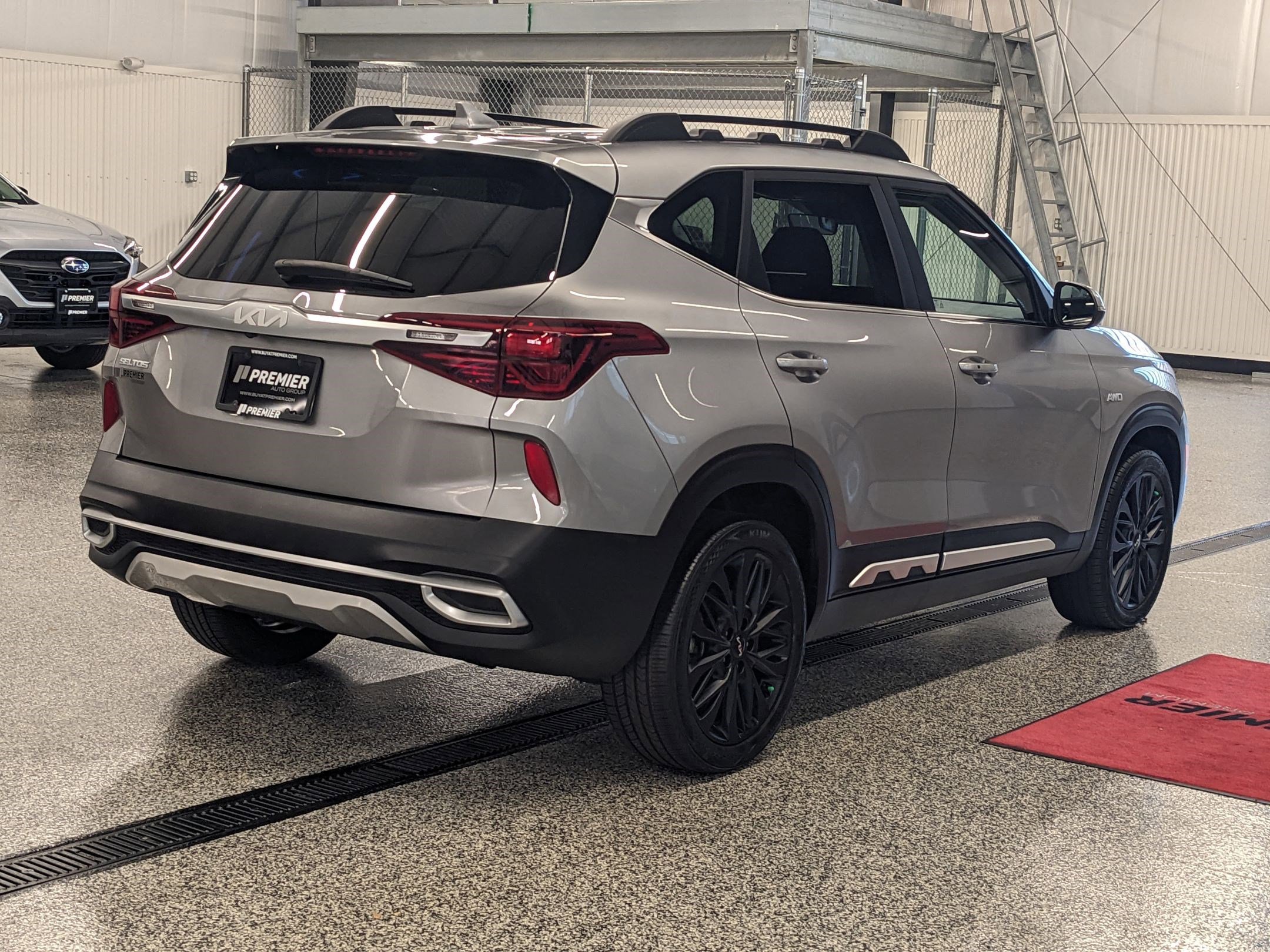 2023 Kia Seltos Nightfall Edition photo 3