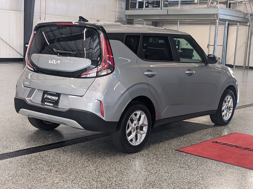 Certified 2023 Kia Soul LX Hatchback