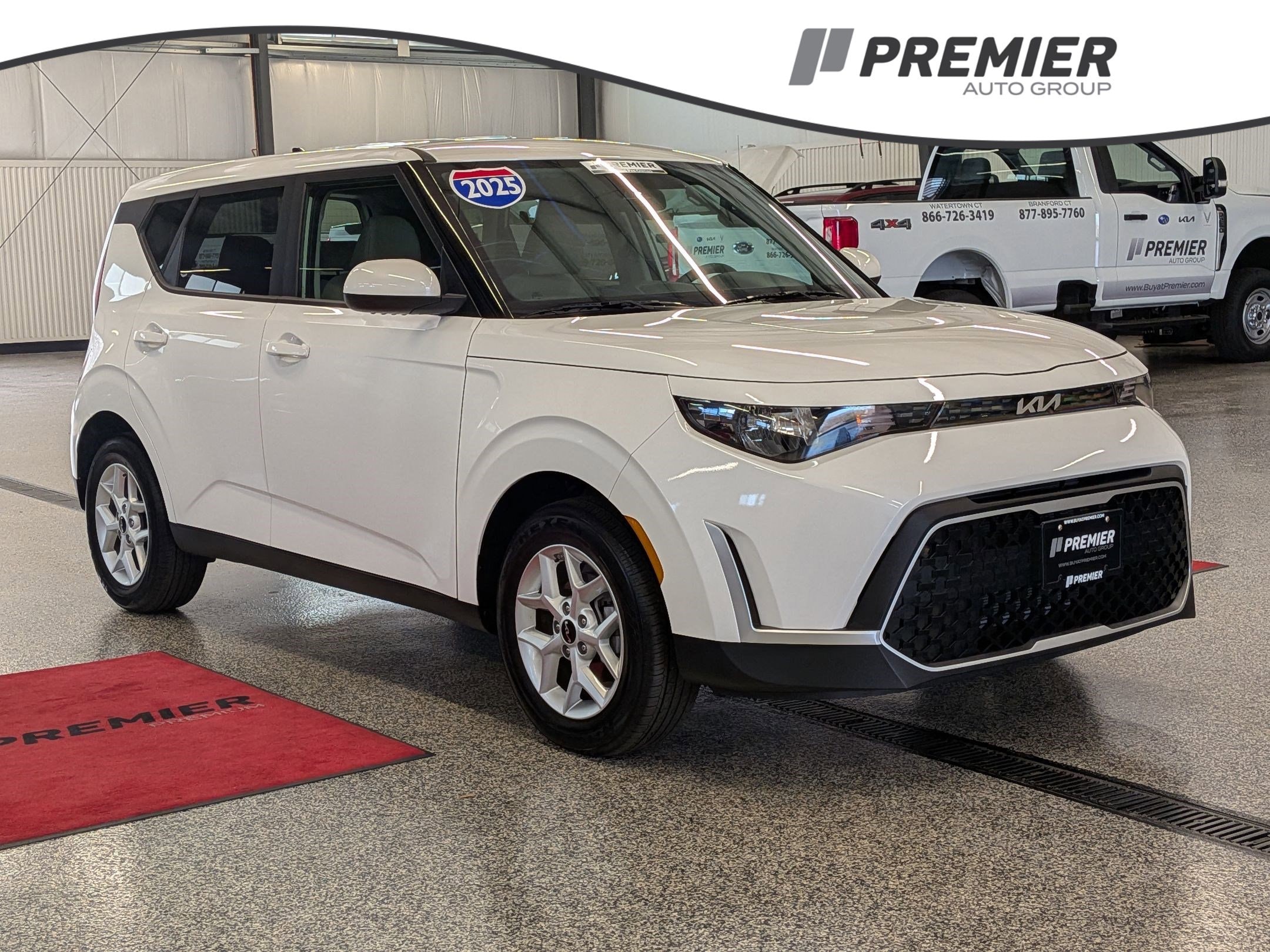 2025 Kia Soul 2.0L LX IVT's photo