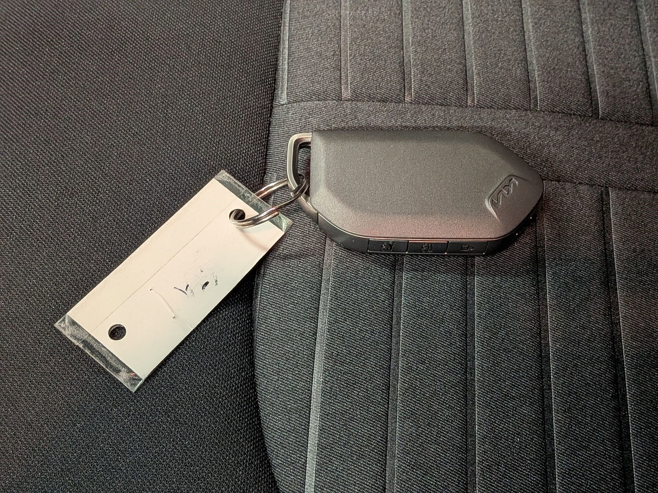 2025 Kia K5 LXS - Photo 34