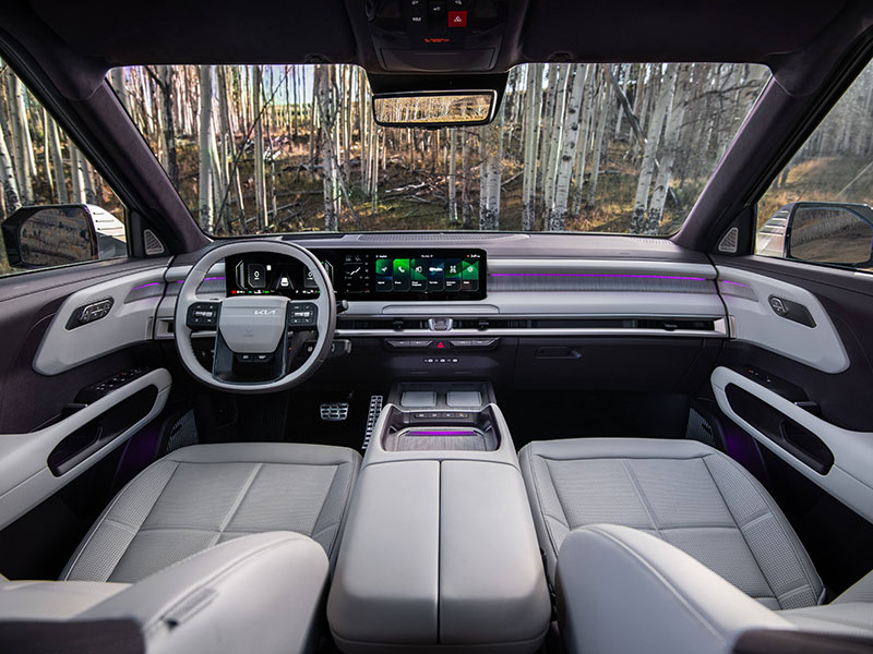 23939_2027_Telluride_HEV-dash.jpg