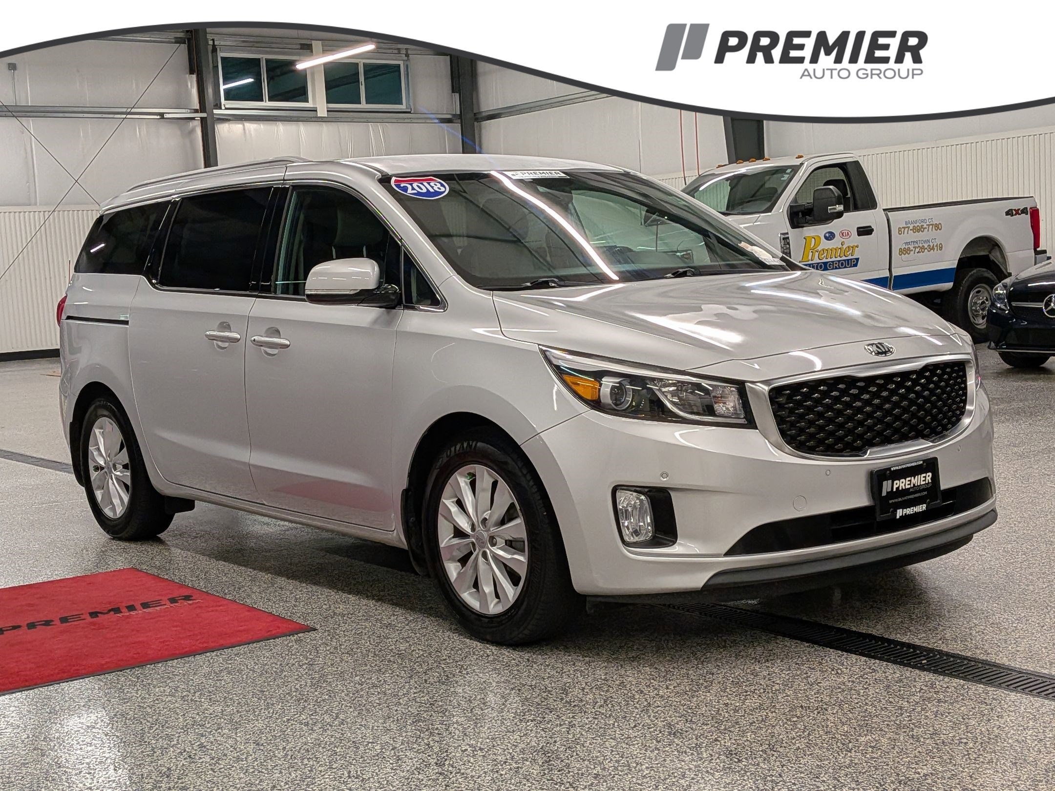 2018 Kia Sedona EX's photo