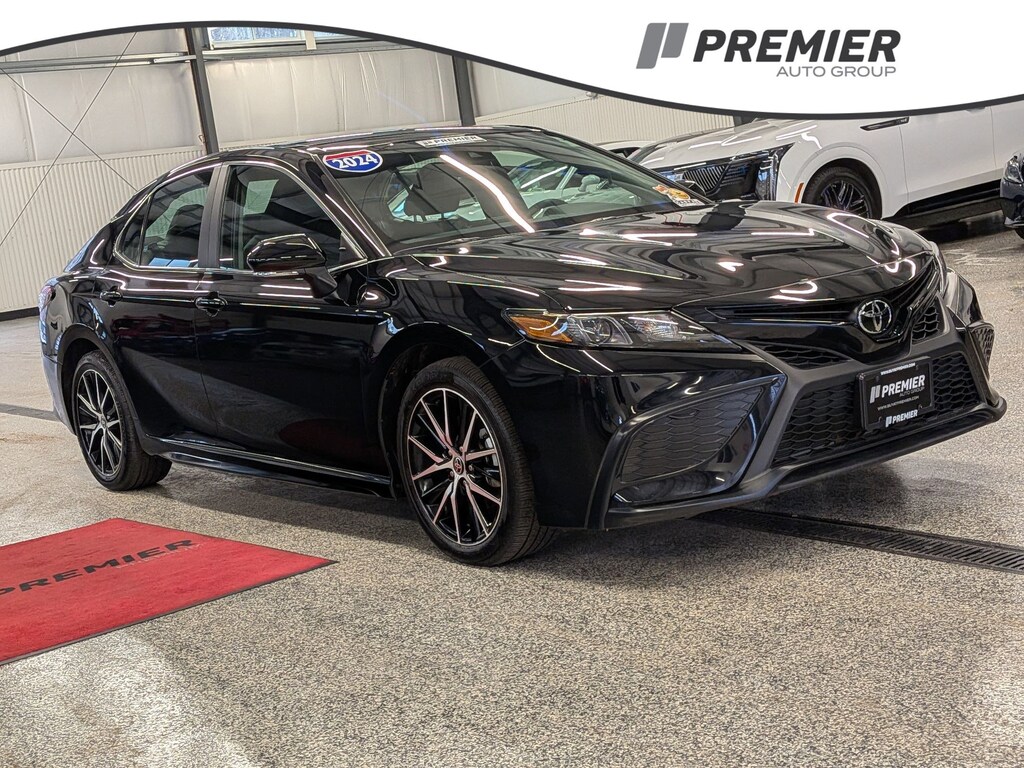 Used 2024 Toyota Camry SE 4dr Car